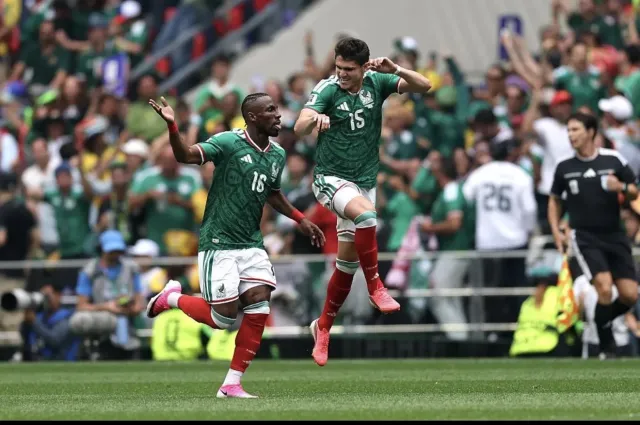 Mexico Beat Ecuador 2-0 to End Knockout Curse and Reach FIFA World Cup Round of 16
