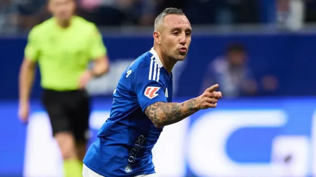 Football bids farewell to a true magician