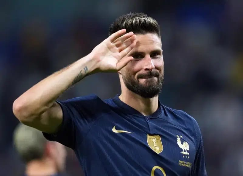 39-year-old Giroud pens one-year Lille contract extension