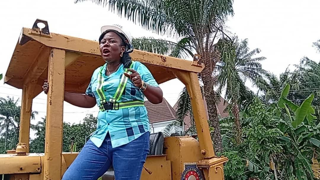 MAYOR AMAKA OBI FLAGS OFF ROAD CONSTRUCTION IN AWKA-ETITI, REAFFIRMS COMMITMENT TO GRASSROOTS DEVELOPMENT